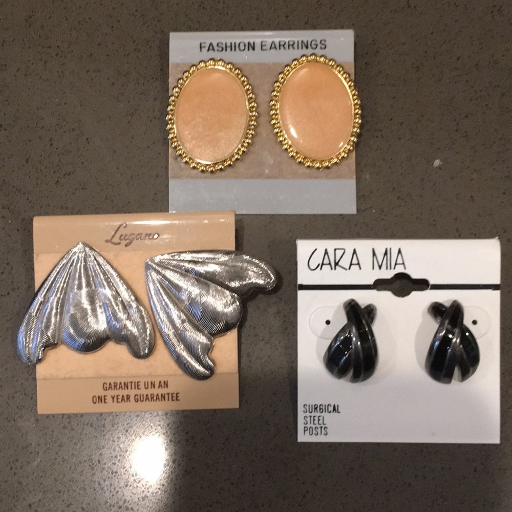 NWT original owner 1980s earrings​